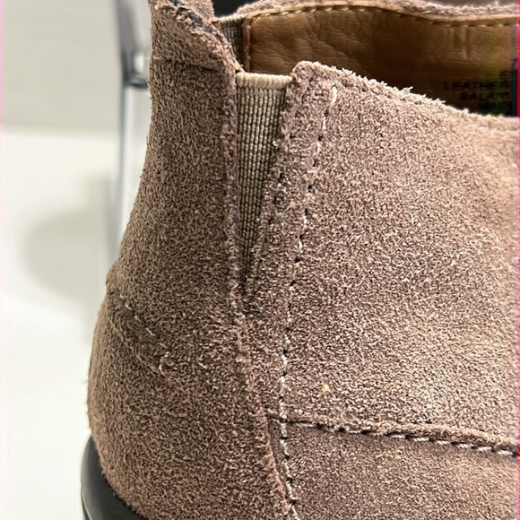 EASY Spirit Suede Moccasin chukka boot - Picture 11 of 17